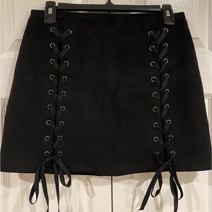 Honey Punch Skirt, Size Large